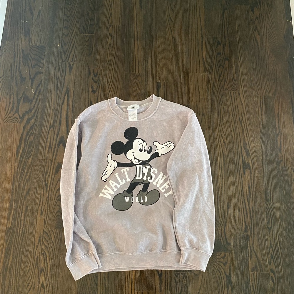 walt disney crew neck